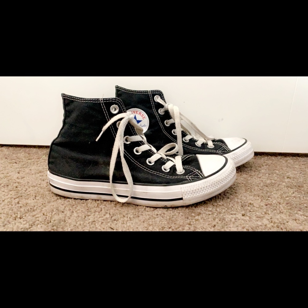 Black converse
